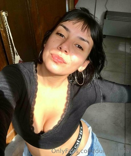 dulceemilia nude model gallery