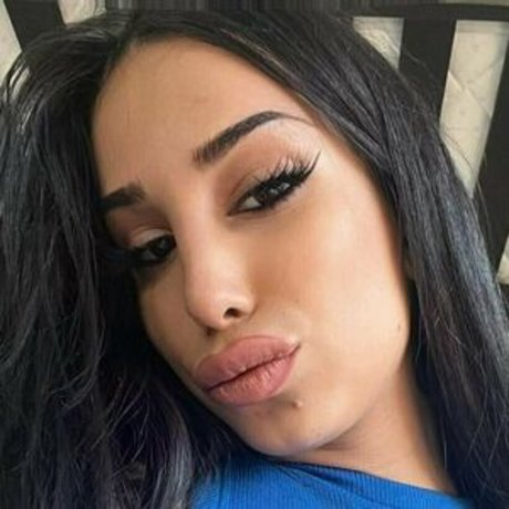 beatrixxnx pretty model image