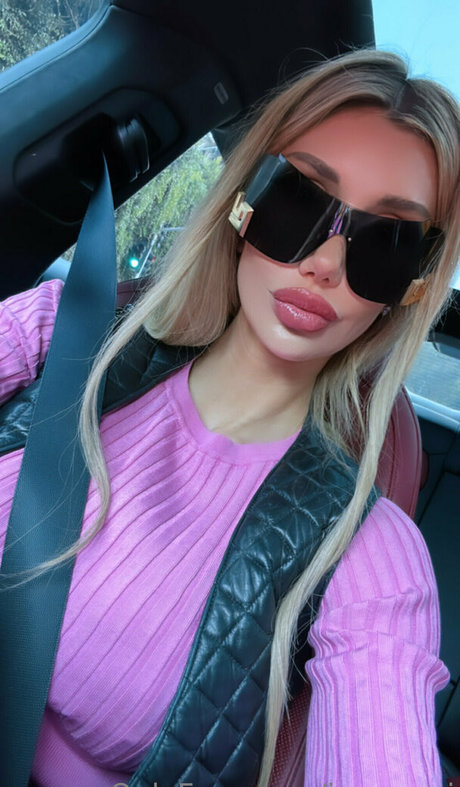 littlesecretsauce hot model pics