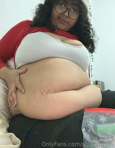 softestmimi pretty actress picture