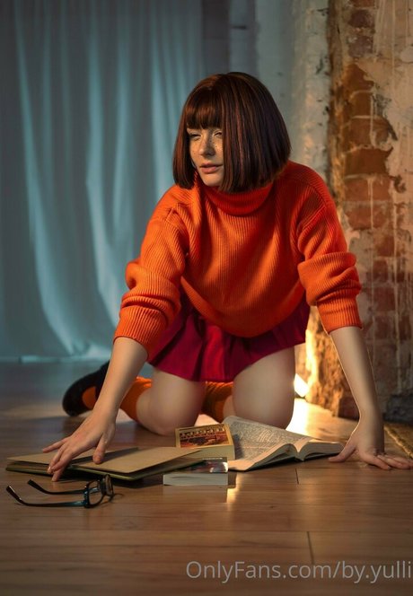 by yulli nude actress archive