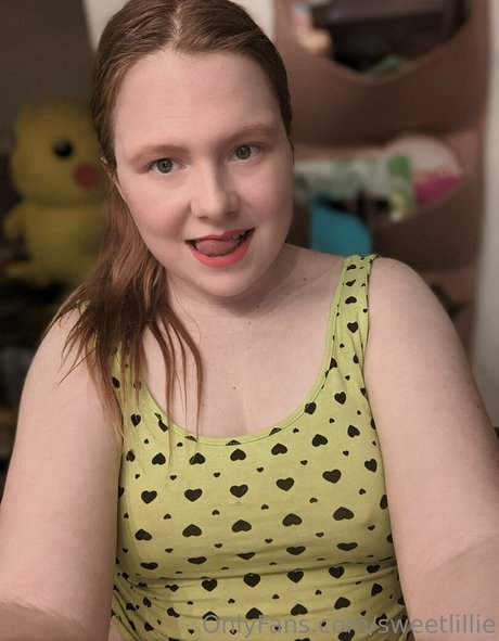 sweetlillie naked actress pictures