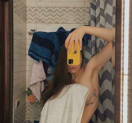 meow fit model hot pictures