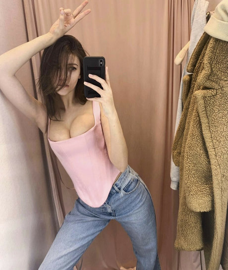 Laura Margesin pornstar hot gallery