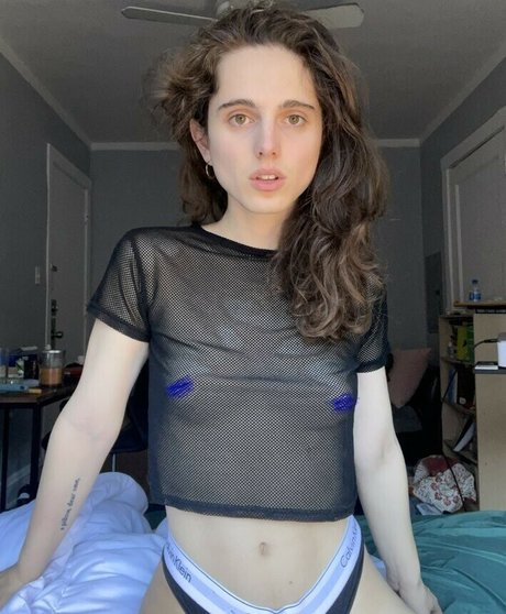 Helmet Girl top star img