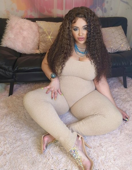 liviasavage hd star photos