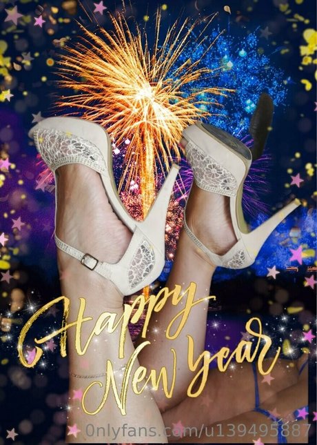 hairy teen pussy onlyfans hot naked image