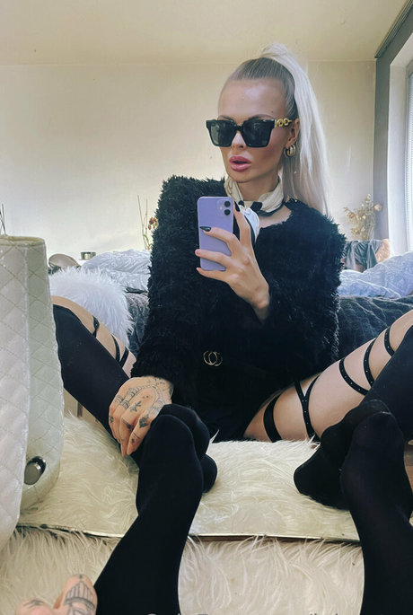 luisastar hot model img