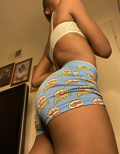 blonde babe onlyfans nude photos