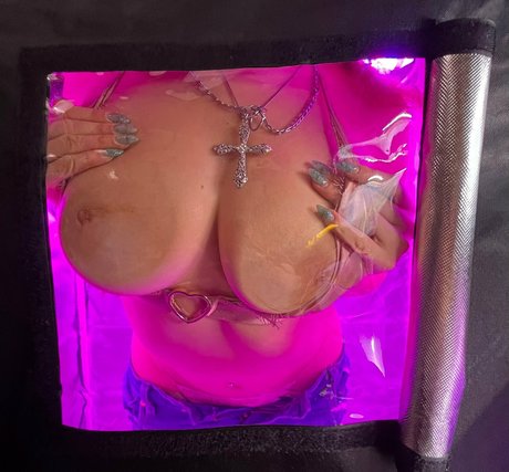 chiquititangel art model archive