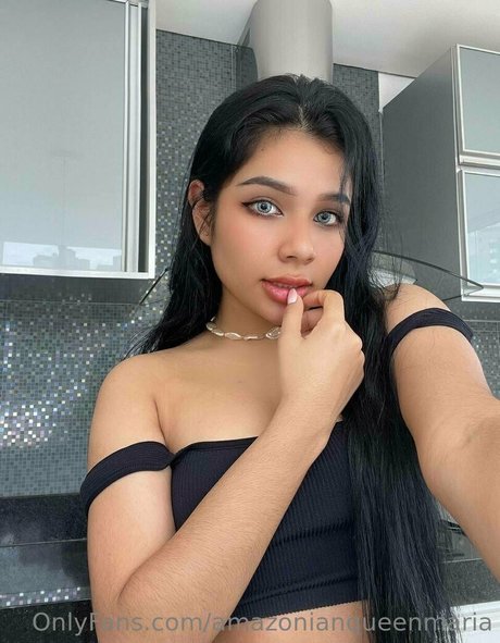 mariamarquez495 art model picture