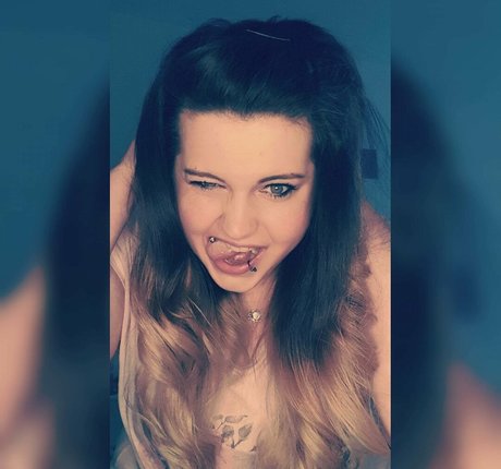 crazy curvy melii high quality pornstar image