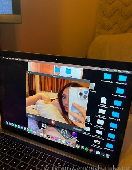 realjorjalepper naked star picture