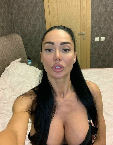 Sexy Alisa nice model img