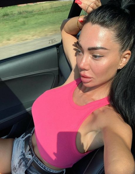 Sexy Alisa hot star pics