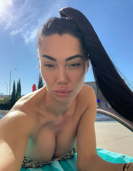 Sexy Alisa erotic model photo