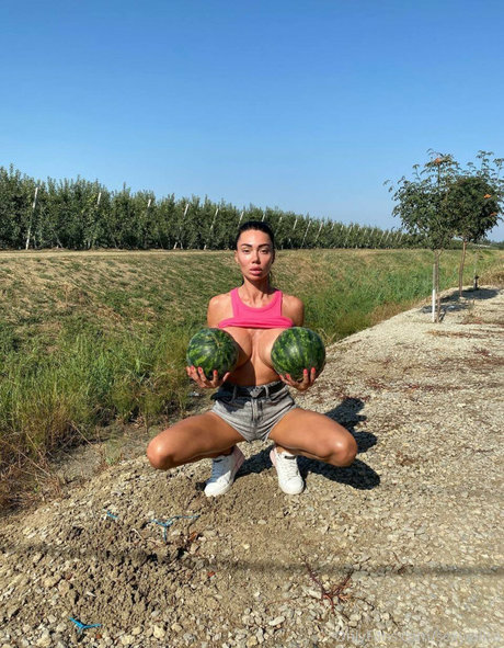 Sexy Alisa pretty pornstar galleries