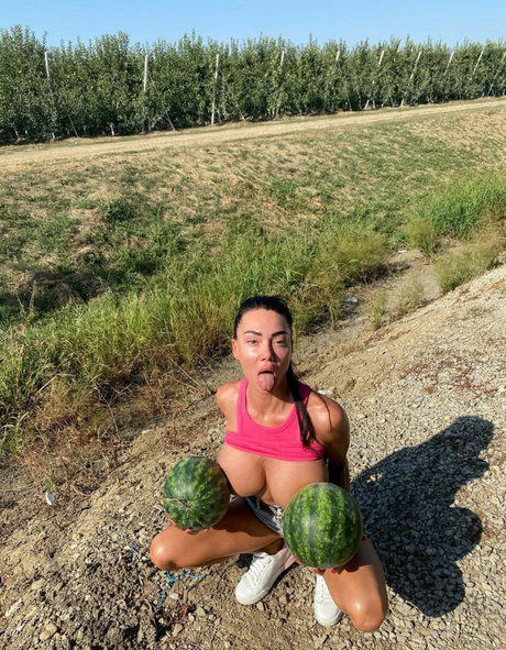 Sexy Alisa hot pornstar photos