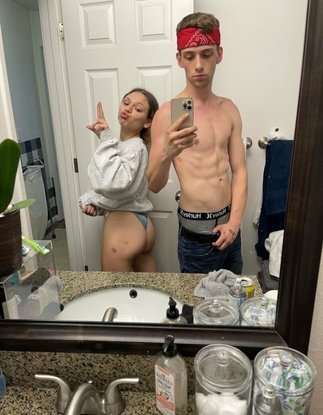 japanese teen onlyfans adult images