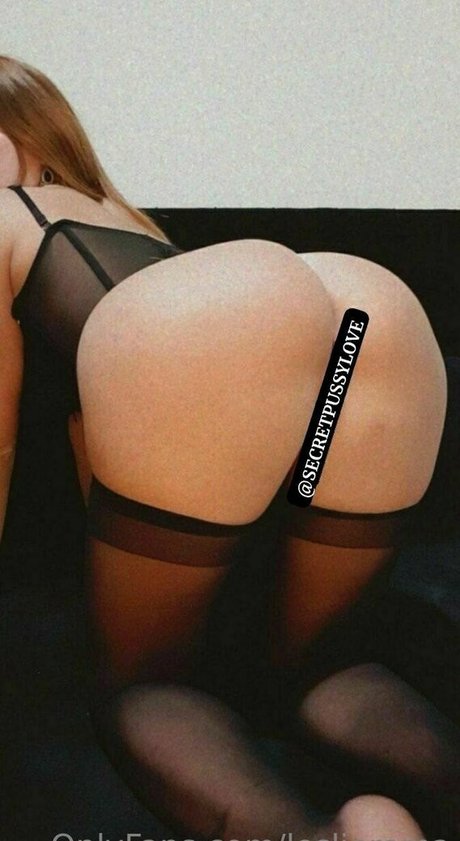 leslieroma model nudes pics