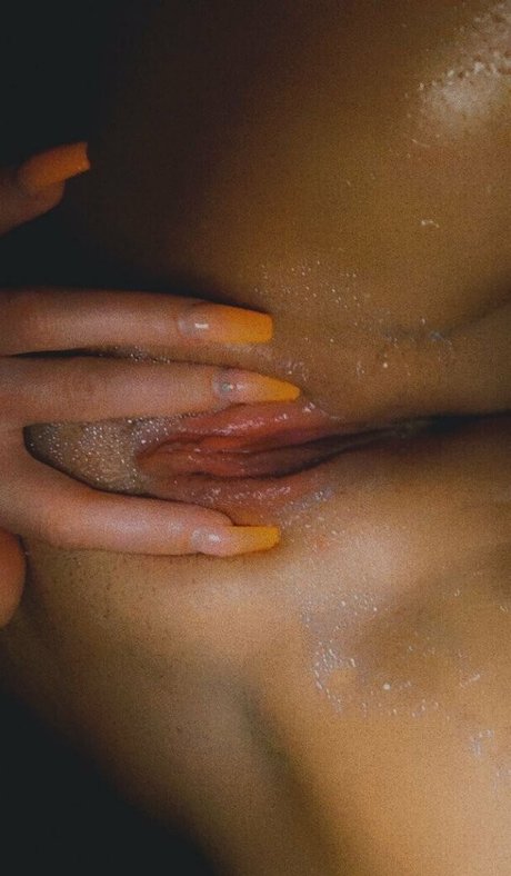 natttyb model naked pics