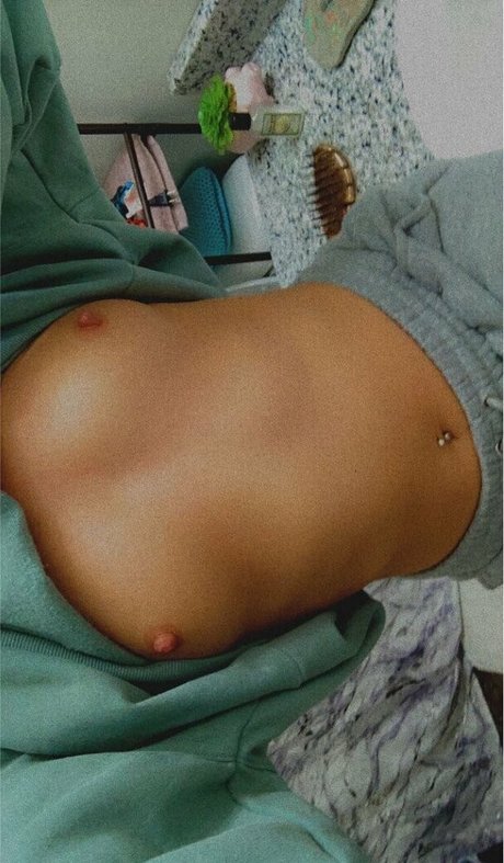 natttyb nudes actress pics