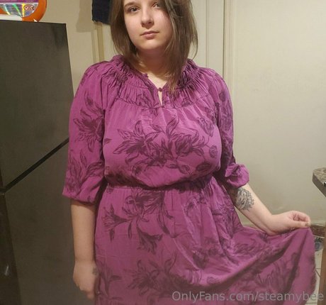 steamybee beautiful pornstar img