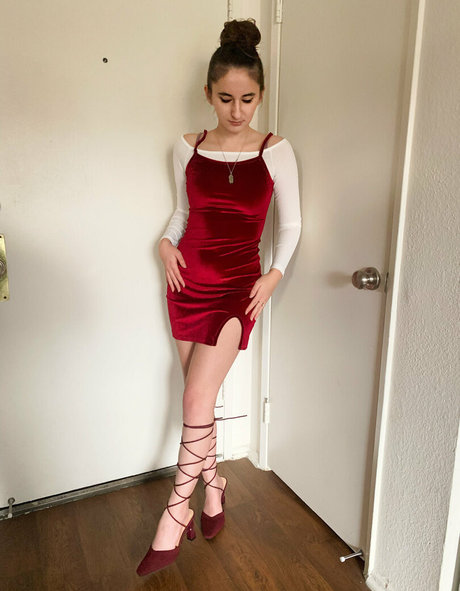 abbysworldsastage hot model photo