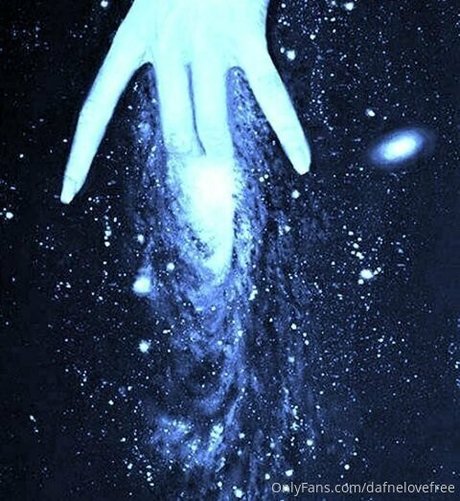 sweetdafnefree star naked image