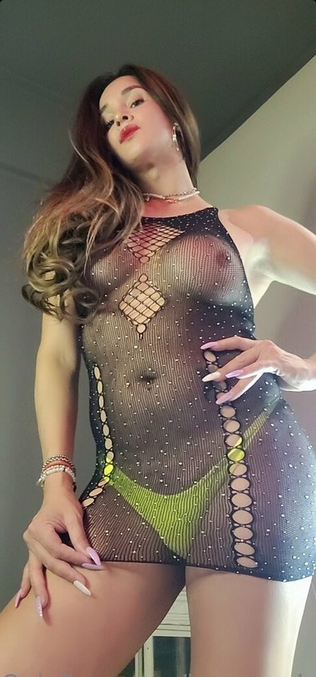 larawonder star best pics