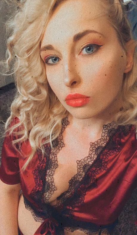 poeticminx pretty model archive