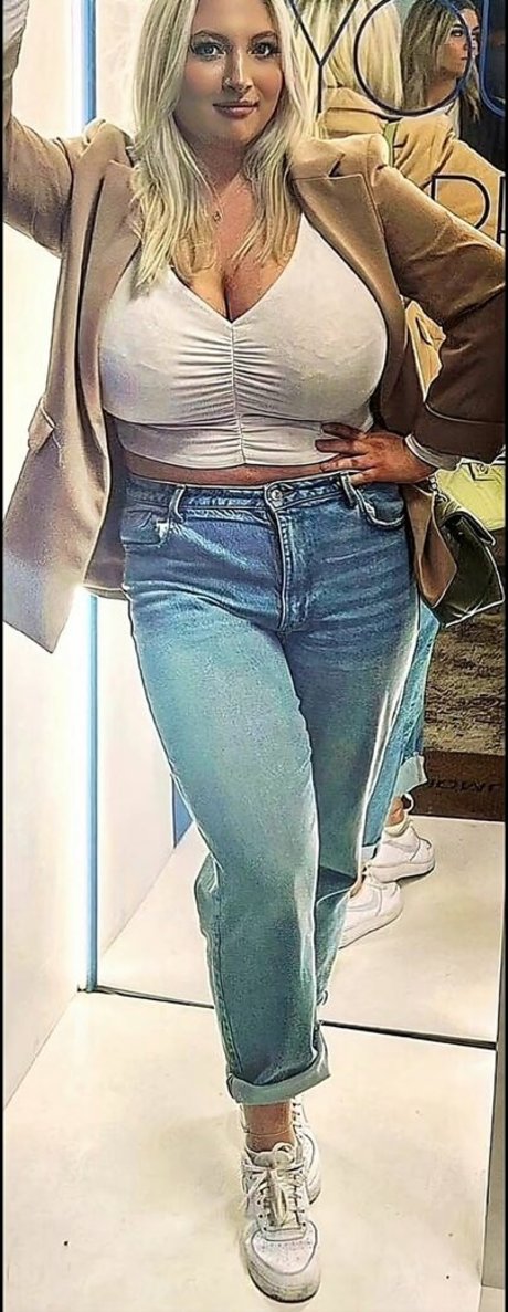 Shona Colson top actress pictures