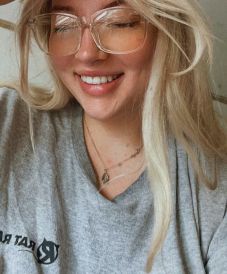 Shona Colson star perfect image