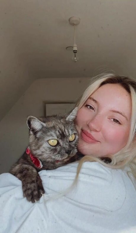 dripping wet pussy onlyfans beautiful xxx picture