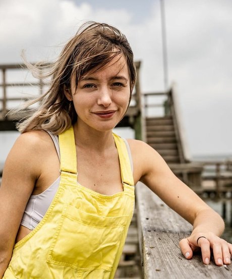 Billie Webb star best img