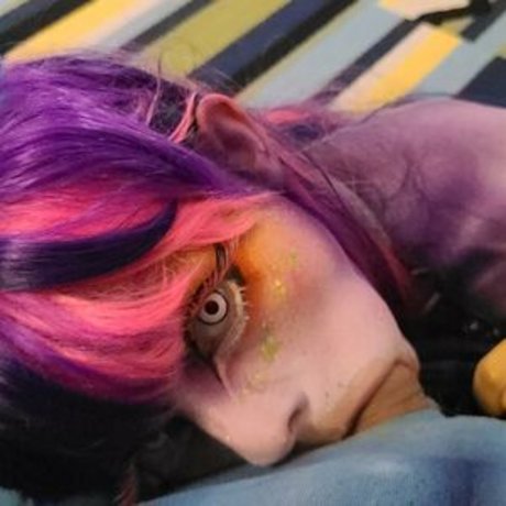 Mypet Monstergirl nice model pic