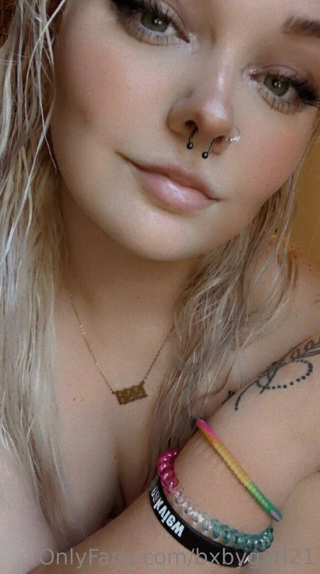 bxbygxrl21 adult star gallery