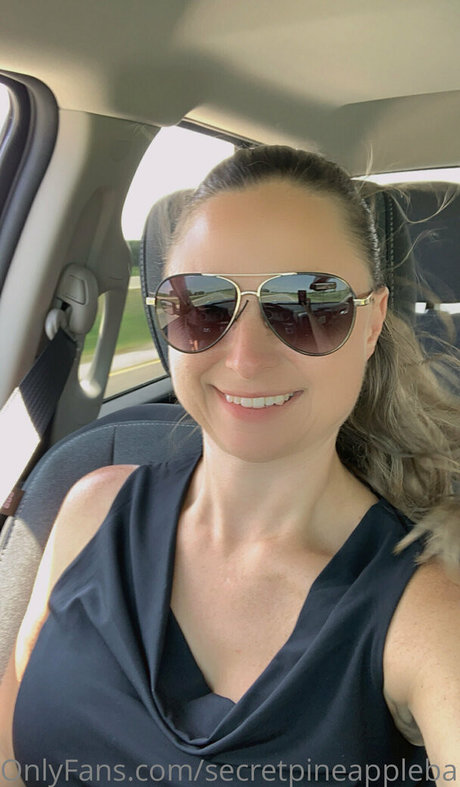 secretpineapplebabe nude actress pic