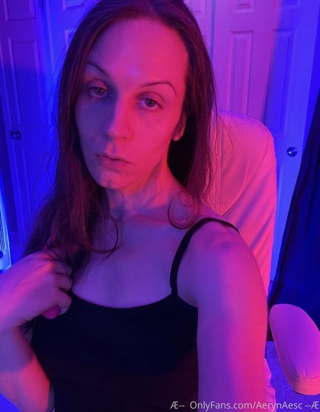 oliviawould pretty model images