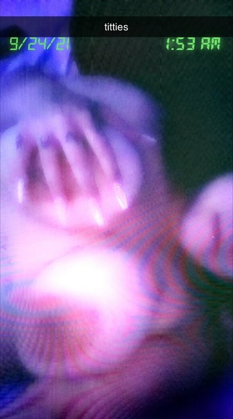 keonavalentine model pornographic pictures