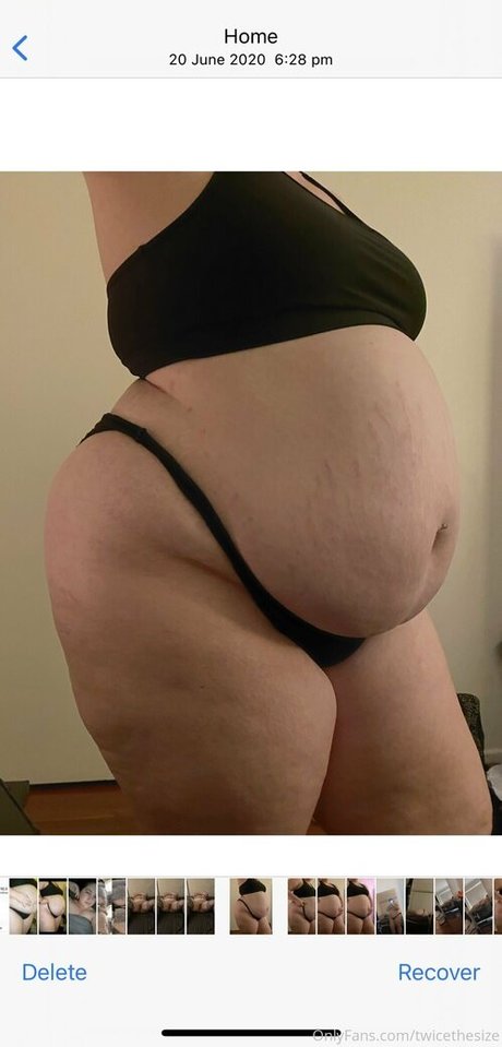 twicethesize model high quality pics