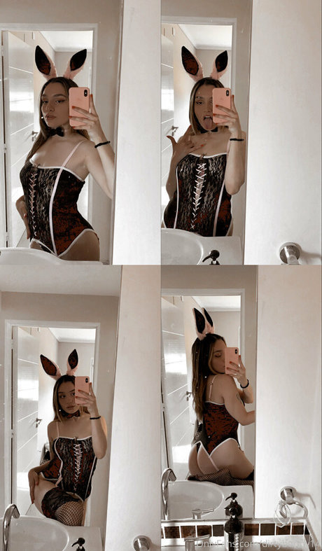 mother daughter onlyfans pornographic images