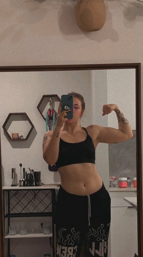 BaileyGoat star adult galleries