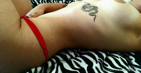 moms onlyfans hot naked photo