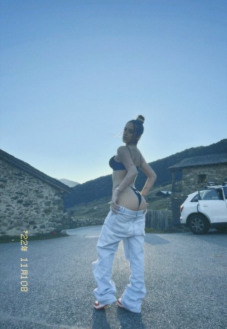 annamaartin beautiful star pic