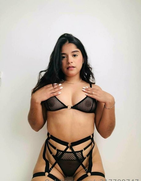 britannyxxx naked pornstar image