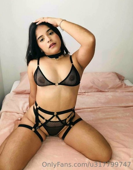 britannyxxx art model gallery