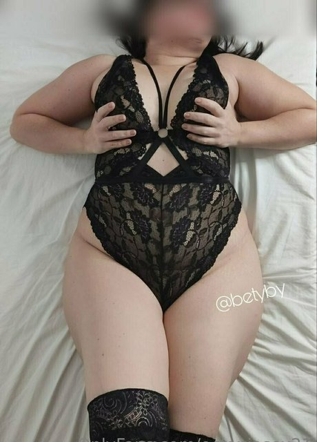 octaviasex21 nude model pic