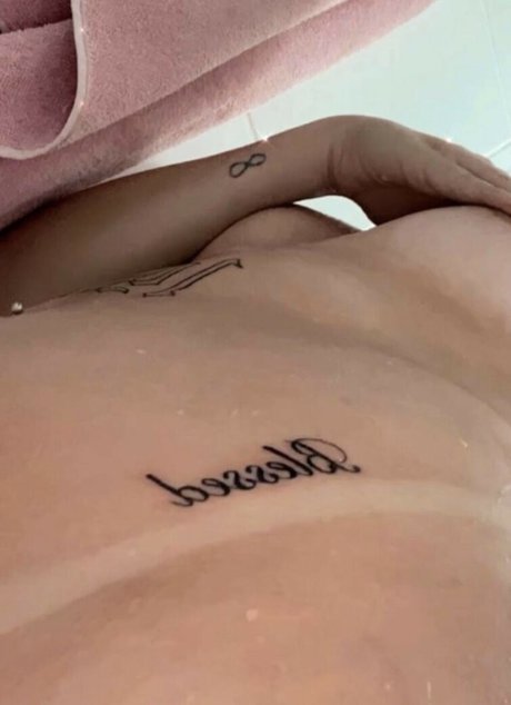 giantess onlyfans sexy nudes photos