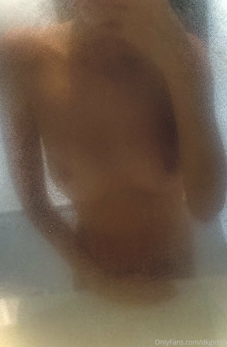 dkgirl95 model nice image